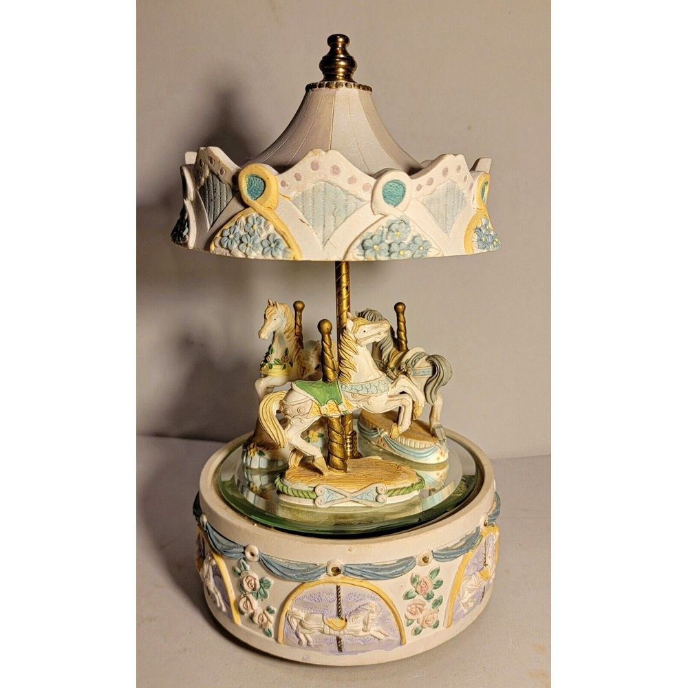 Glama Carousel Waltz Music Box